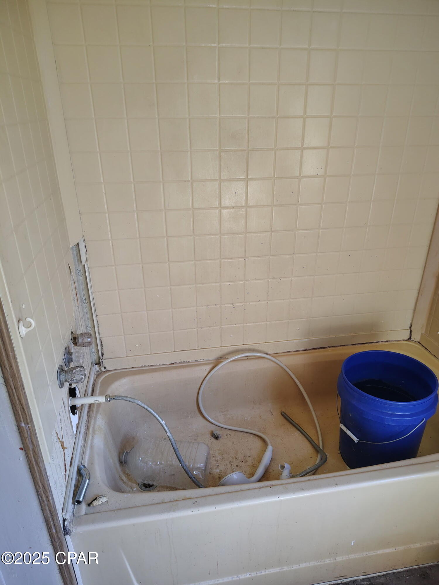 Dmqmg7fabbatfigm6kum_owpqjhalcrtaxnt6dlwqhs