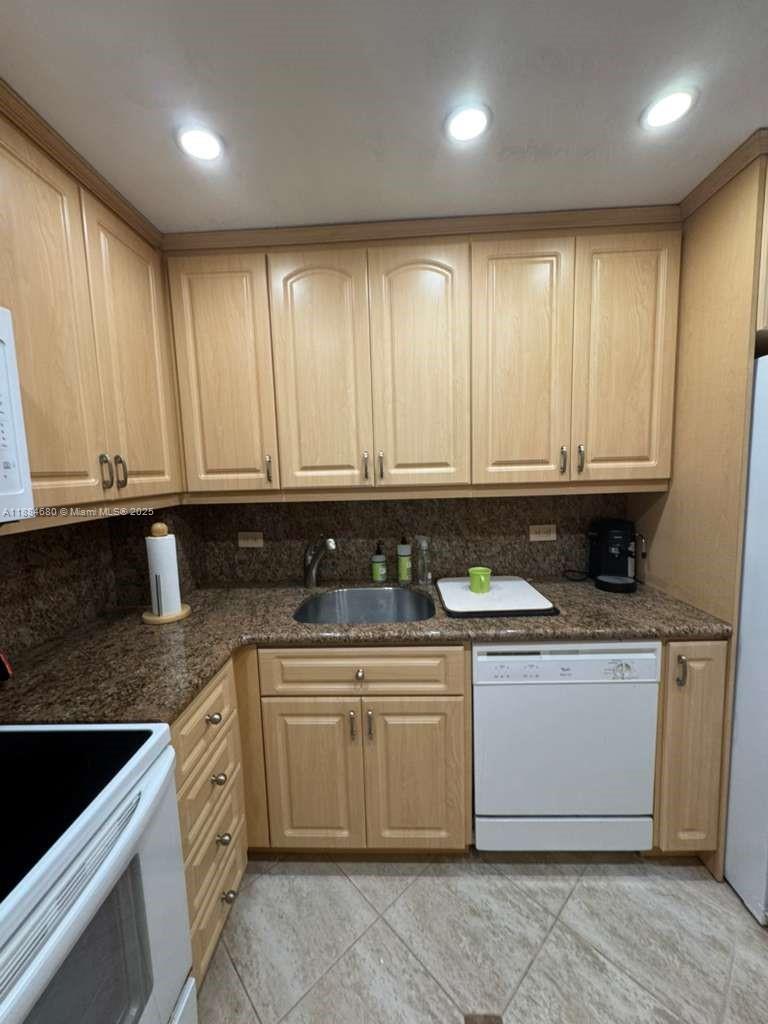 Property photo # 8