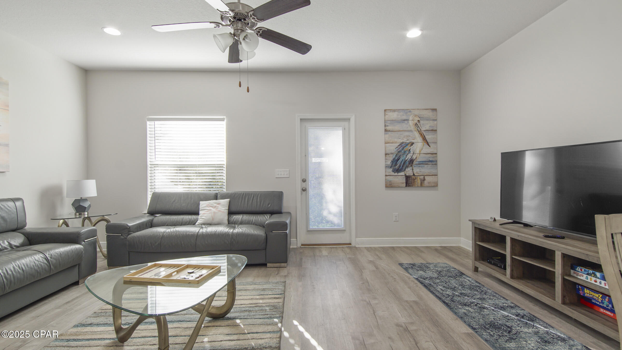 67y Pbym1kfxe0dfjpd W_xg_gdv9aumiglwfxjya3s