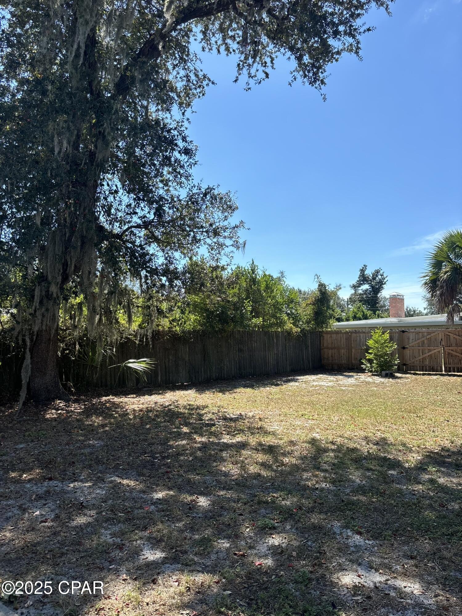 Image 11 For 427 Macarthur Avenue