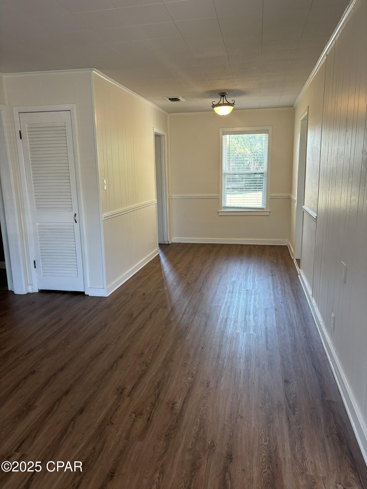 Image 3 For 427 Macarthur Avenue