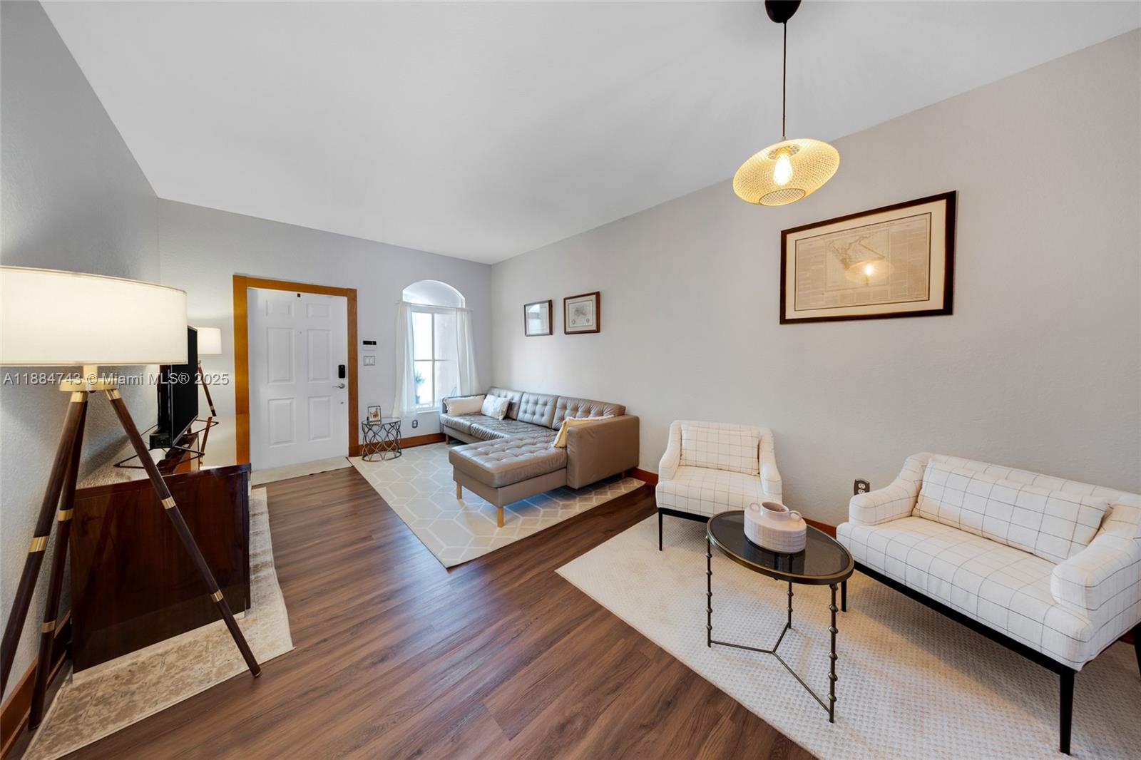 Property photo # 9
