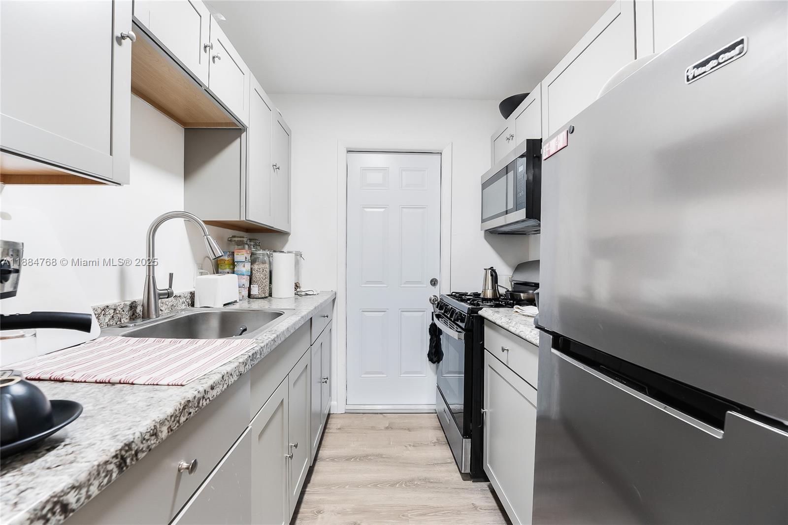 Property photo # 7