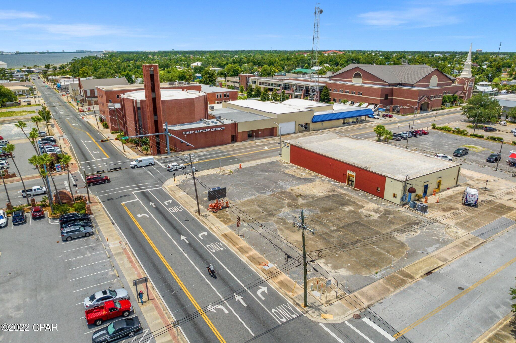 R9dog4crielvjaatlgp Illvi_ggmbgtmsr0pg Egl0