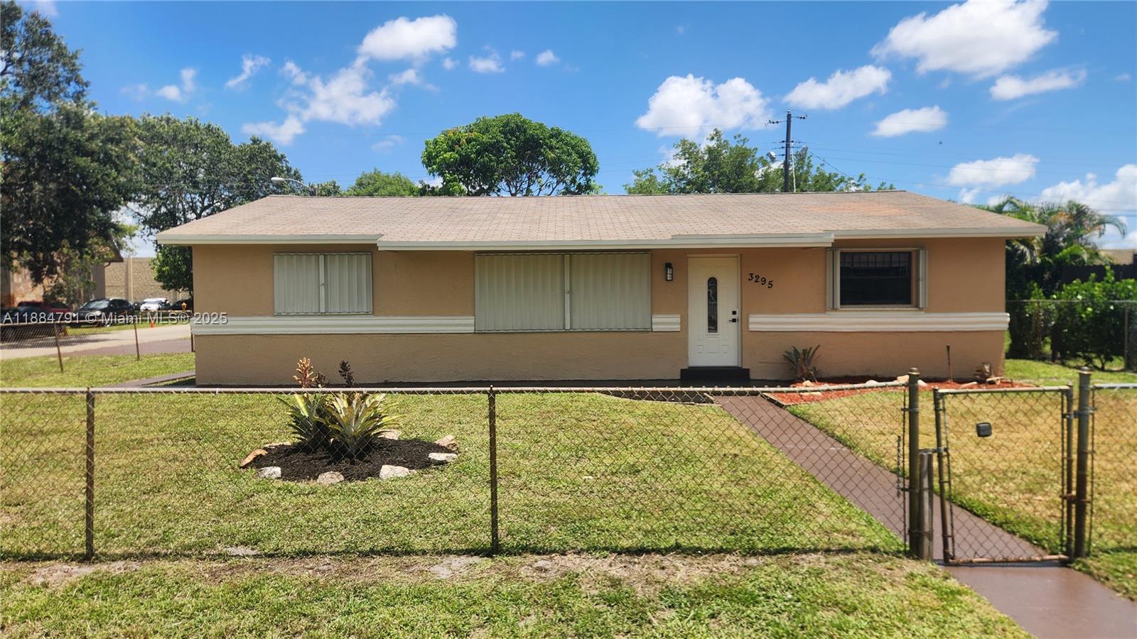 Property photo # 0
