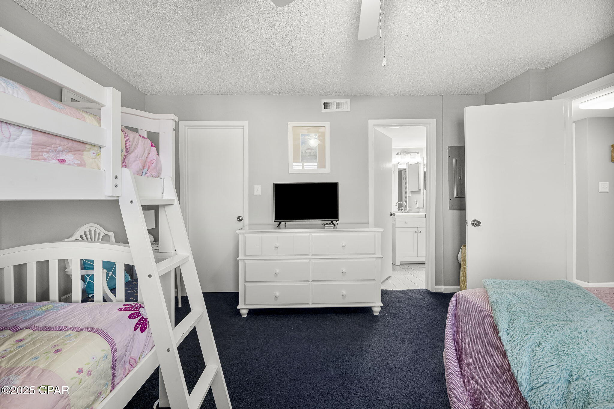 Uqn3dryk8tnnju42yumg9ujyfhedu8_vgj_lafuhvty