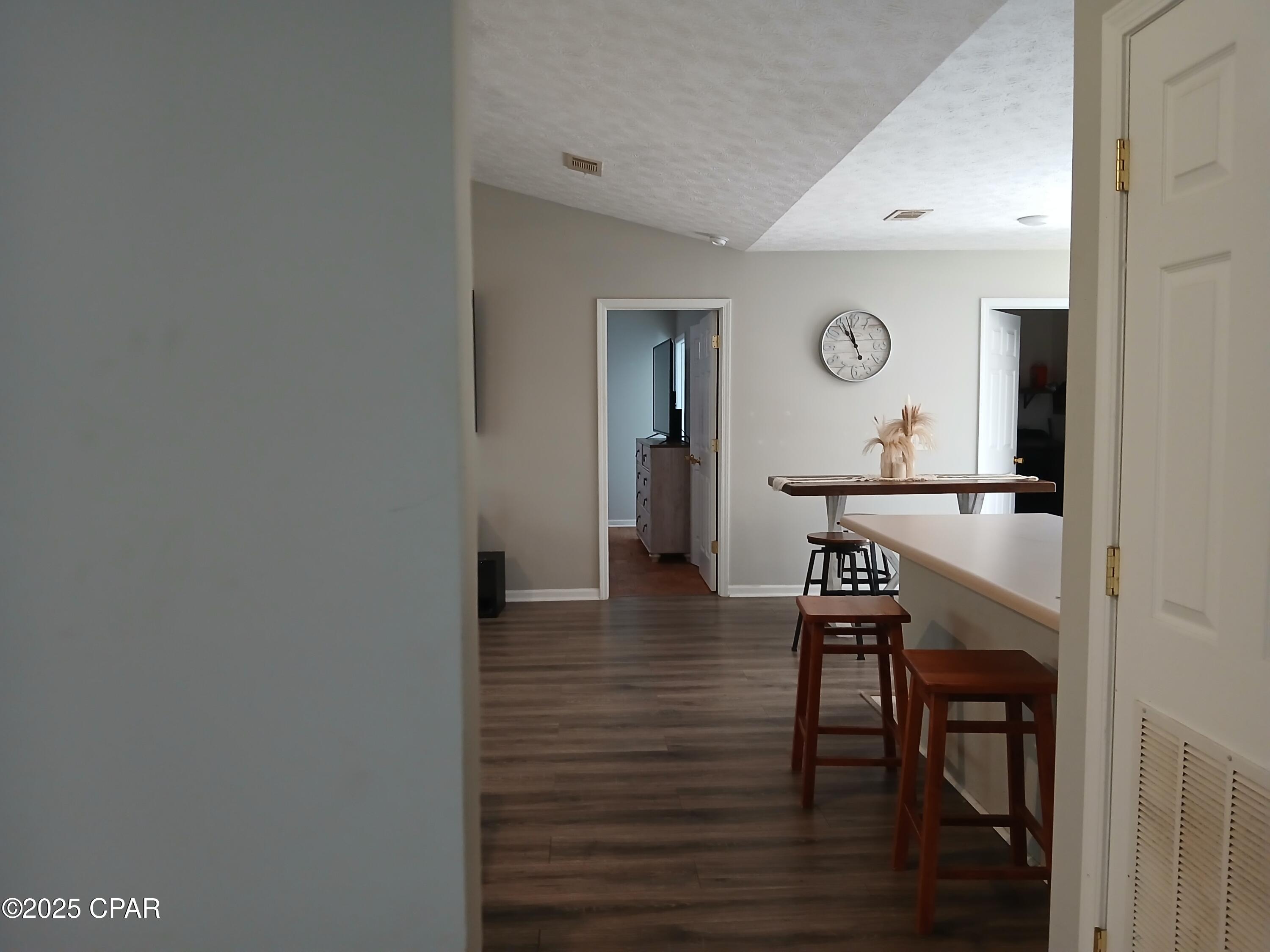 S7wzbwlkmci_hfuhzvysojqoxozo_opubzjxk1nzmda