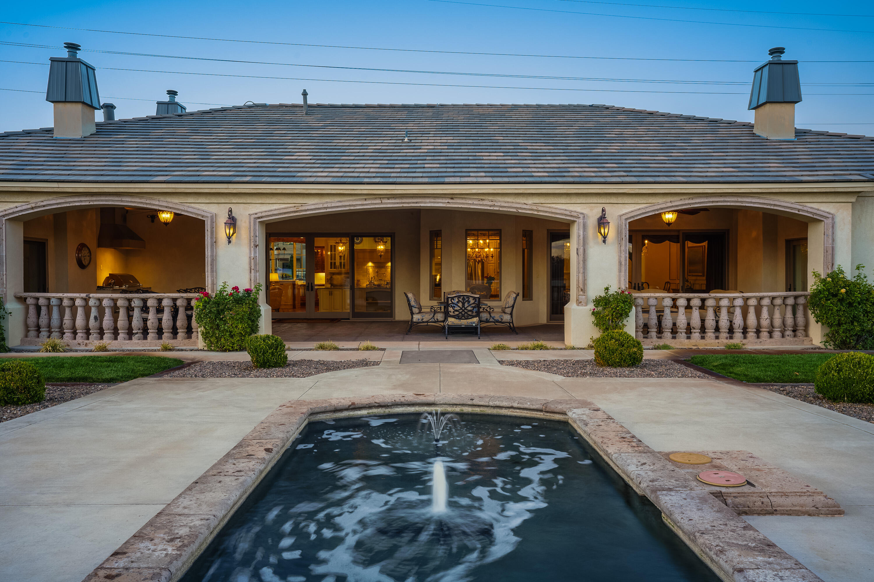 9505 LYNDALE Lane NW 