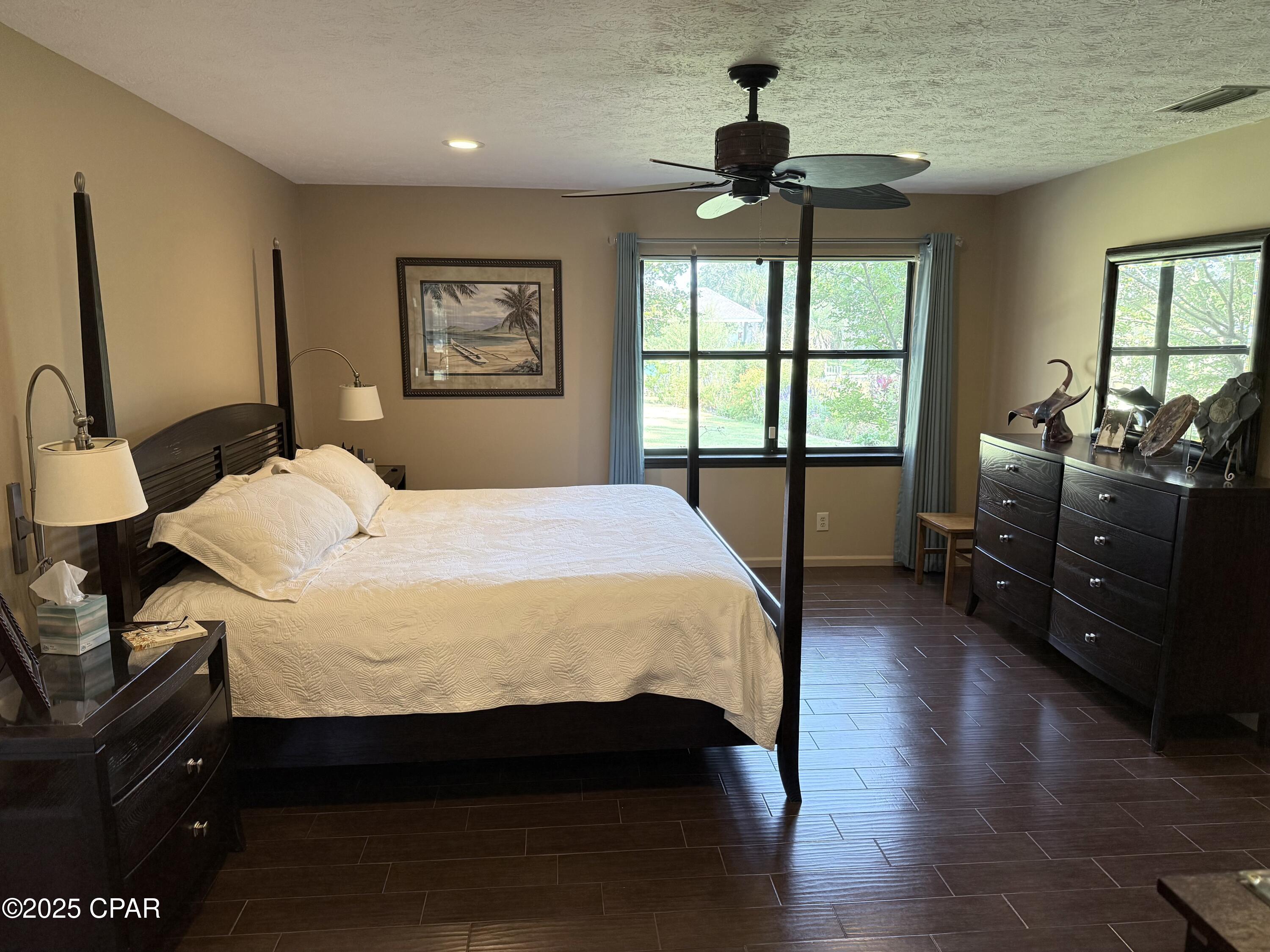 Juakk8luy_5ymp  Edfmog8eqhnw T2q0hhhcjpe6wq