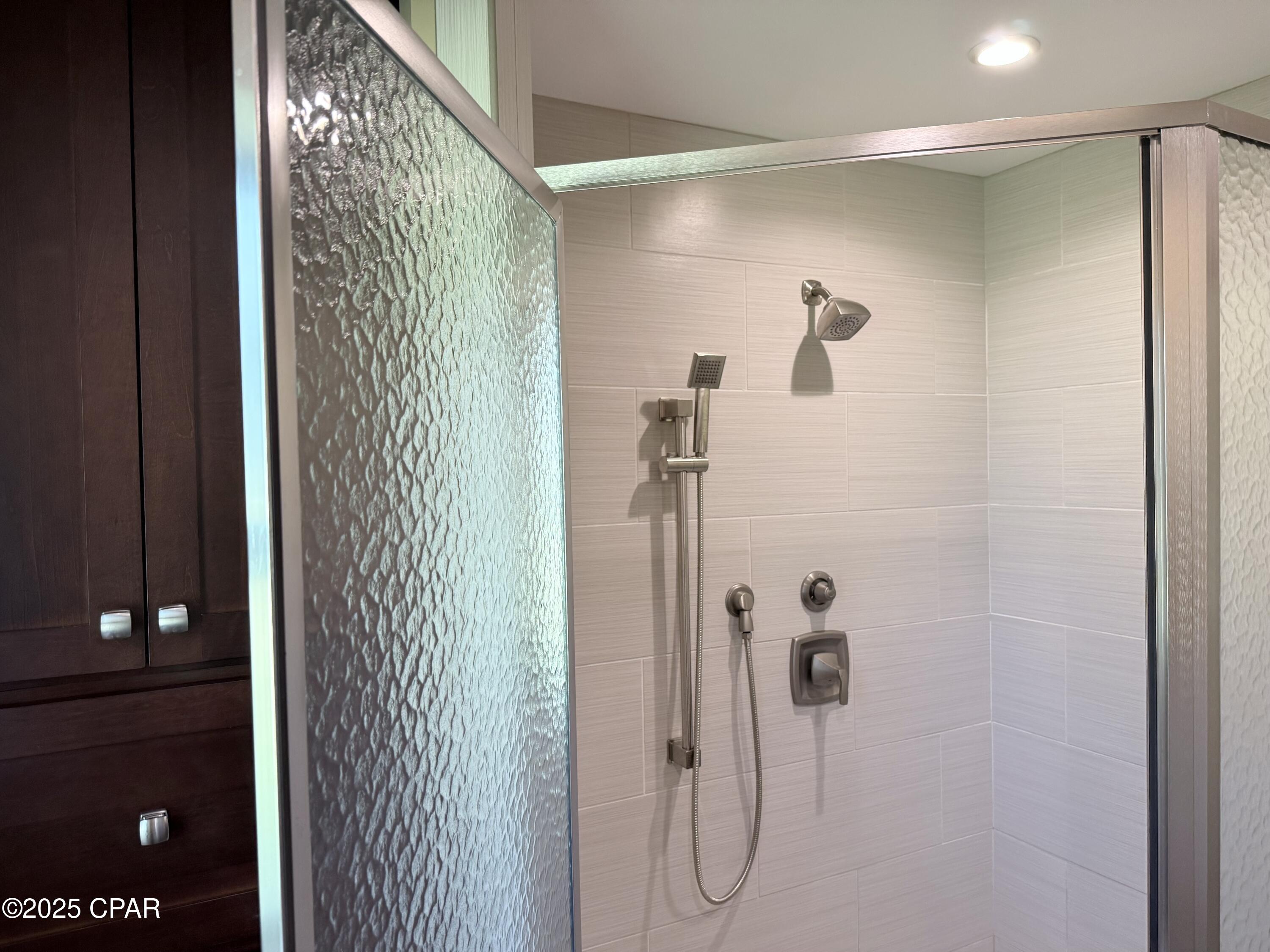 2jgqqx6dn1jjb7sdxrzx0u40il6xlbjeh_i06tqojrg