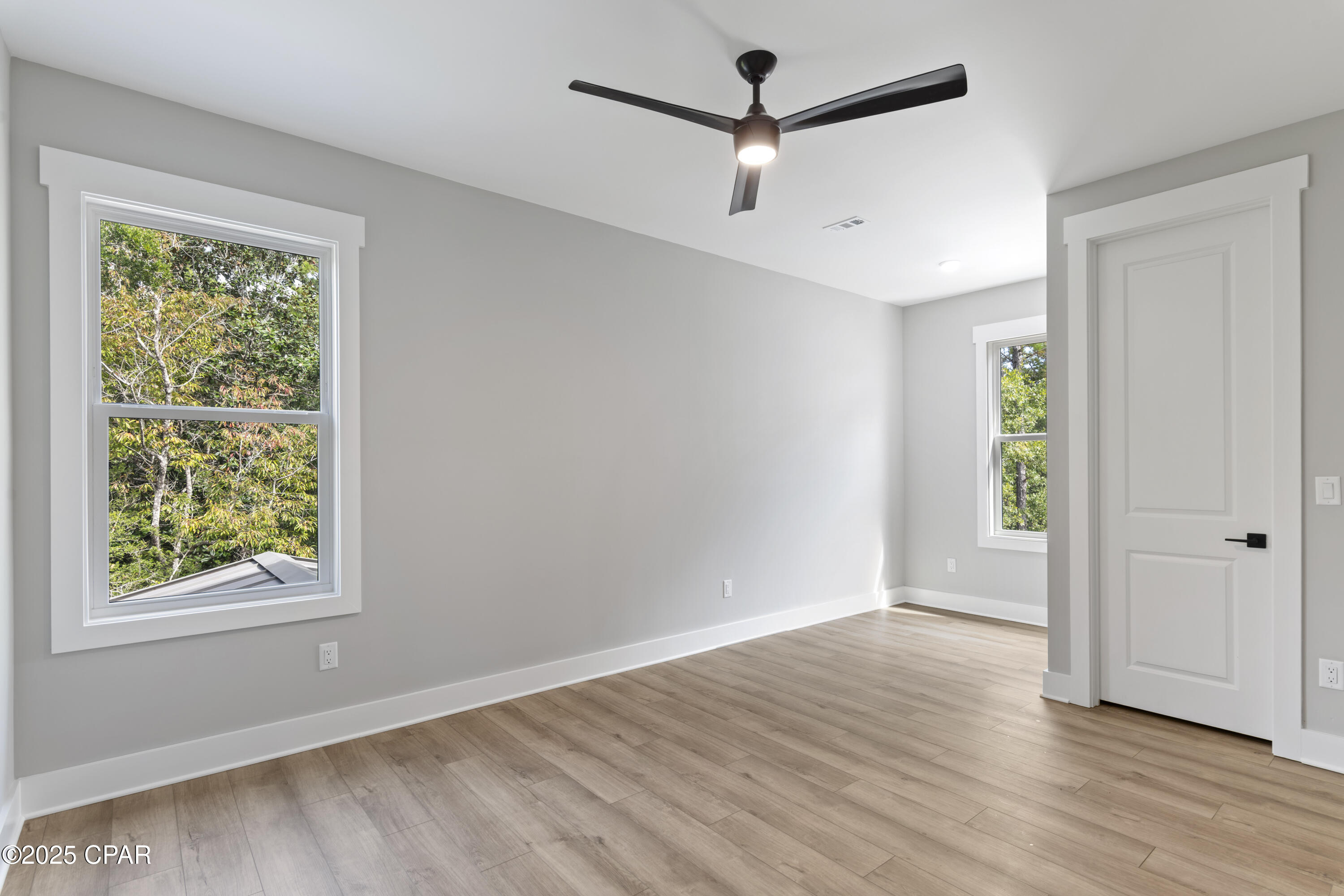 Uduxlmo Guildb0n_dznuvvhbswgj7x6c6n_66qwimy