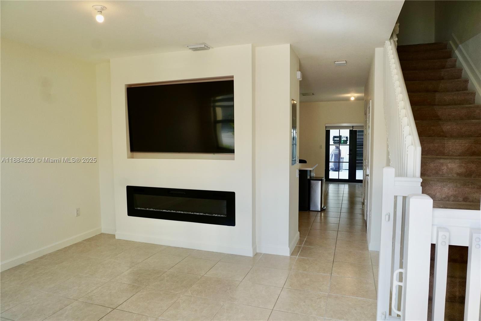 Property photo # 3