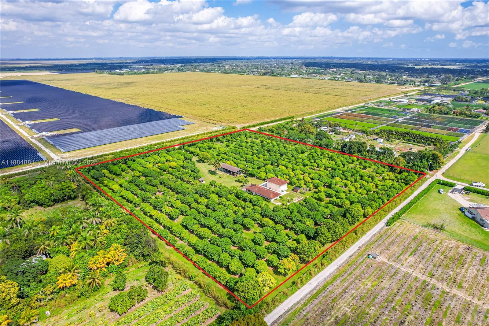 10 Acre Home/lychee Grove