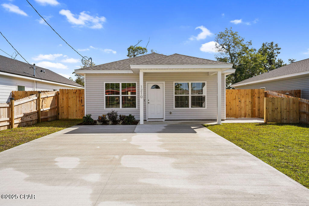 Fbcqrxlzwxzwddnbixlxrqei6xrkg5pdspas_o50nb4