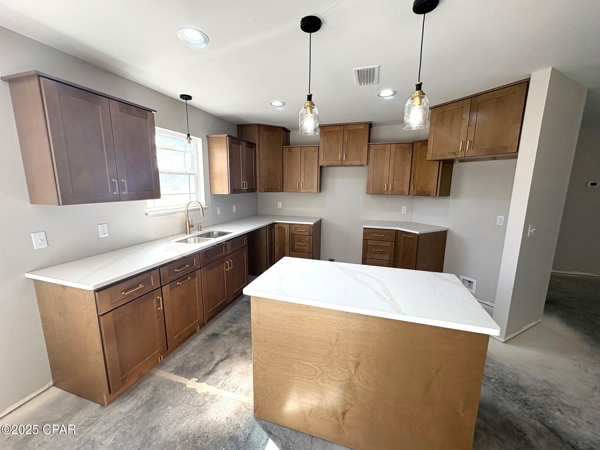 Elvel_bh17xebu98hhznugqavxvim2n0uqcfidntx6m