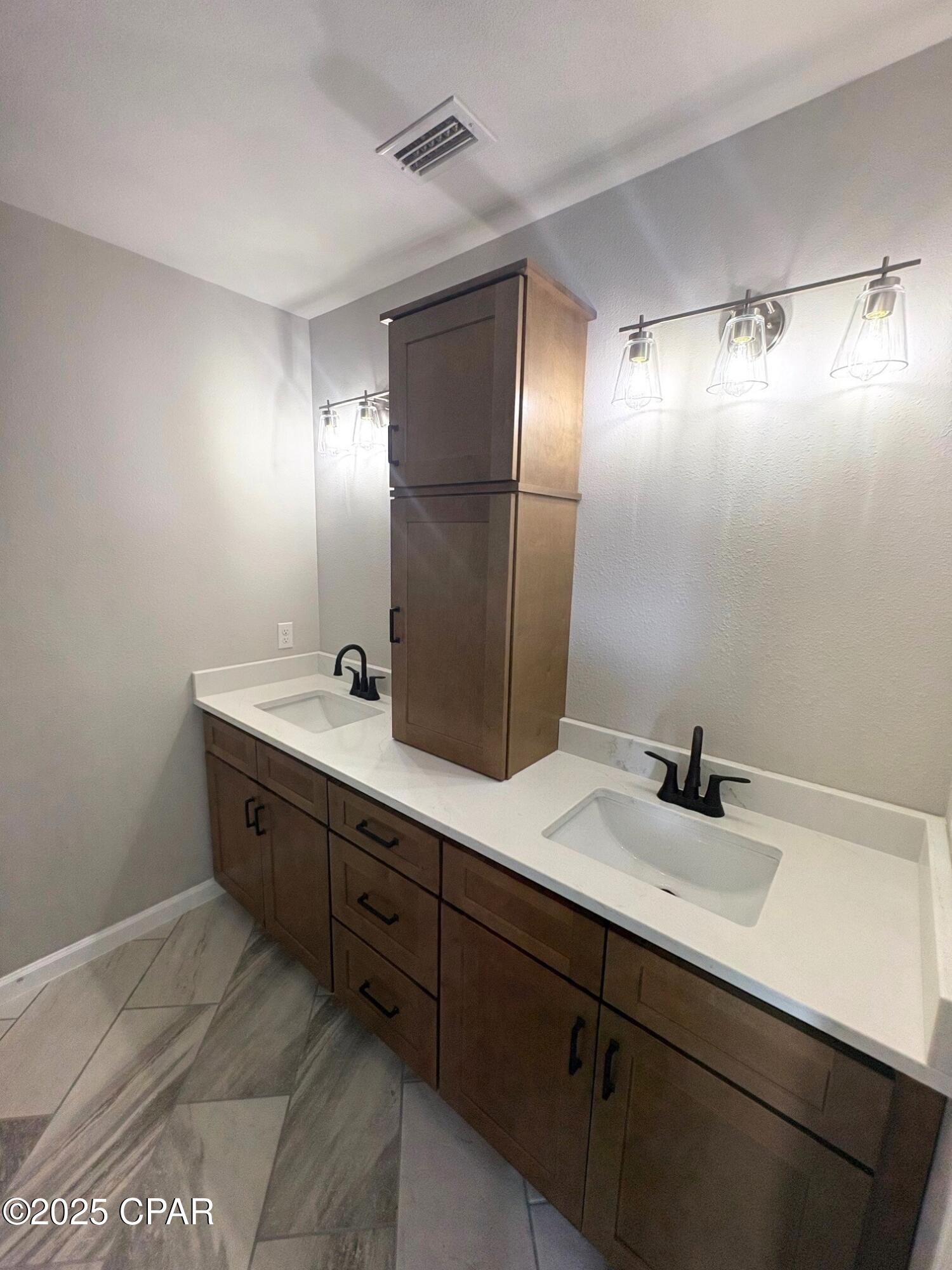 Image 23 For 4906 Blue Sky Way