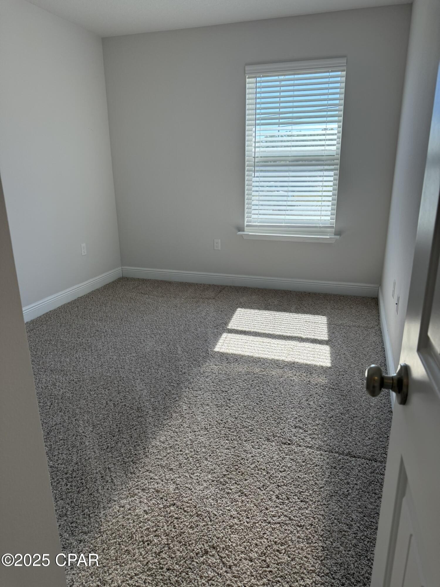 Kjn8ggtstwgpytqqtdfinfsxbki4duq2zllx5yur1ow