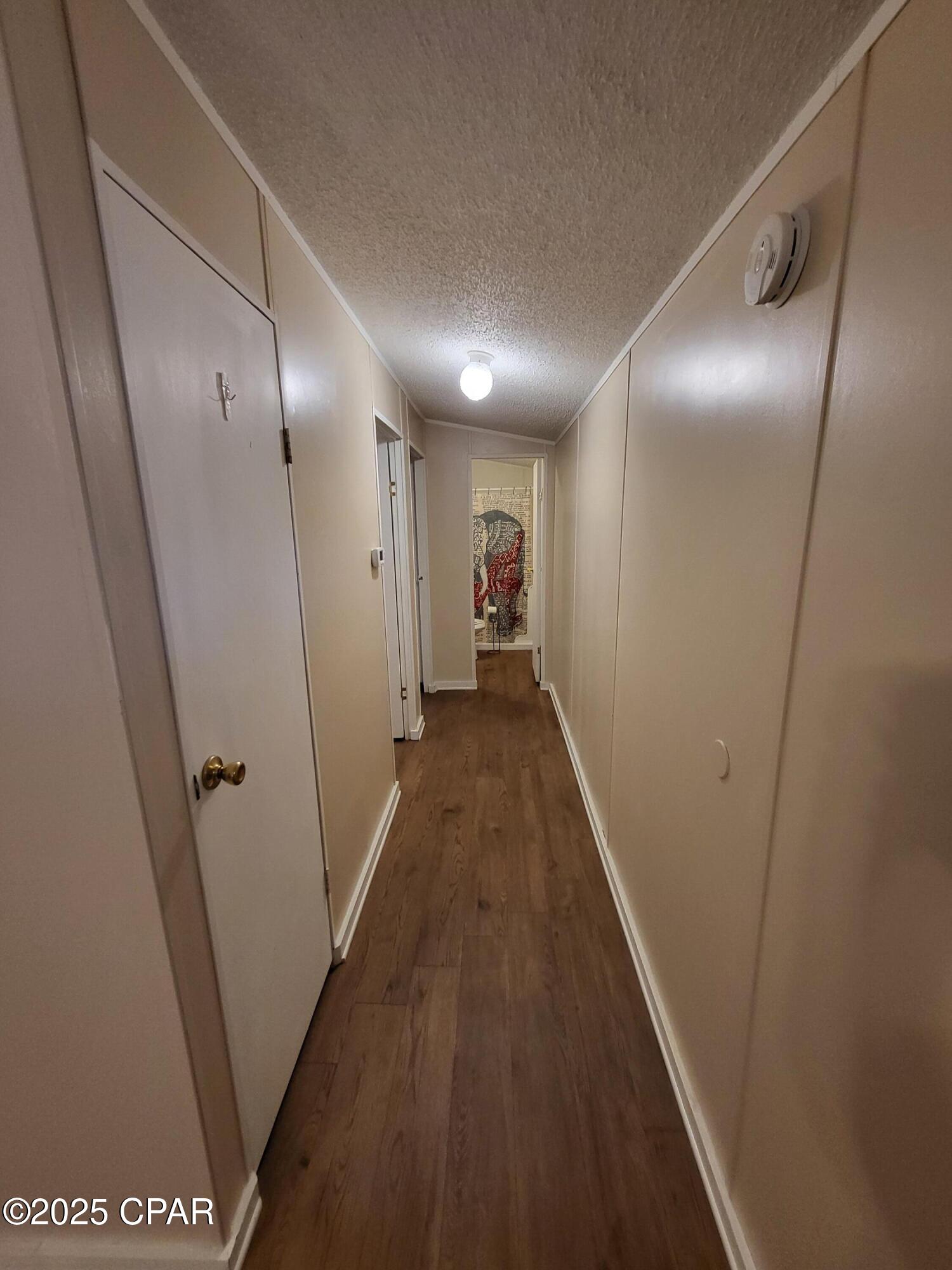 B_t2rsylrrutyioxomrjqx__bczwxkc1x_ur1y6qp1k