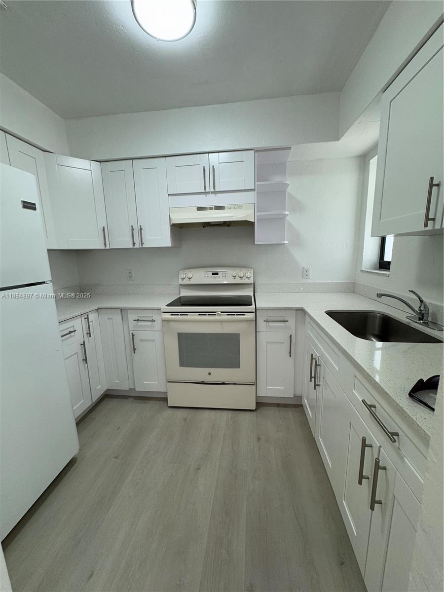Property photo # 9
