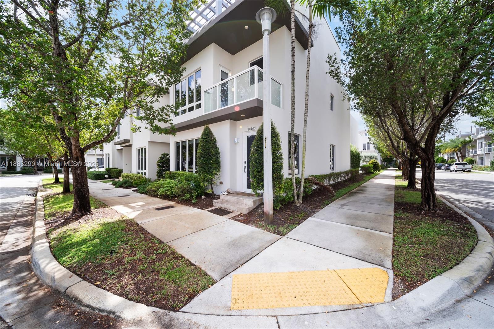 Property photo # 6