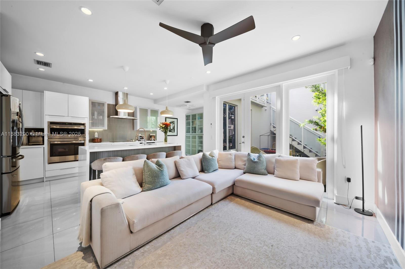 Property photo # 8