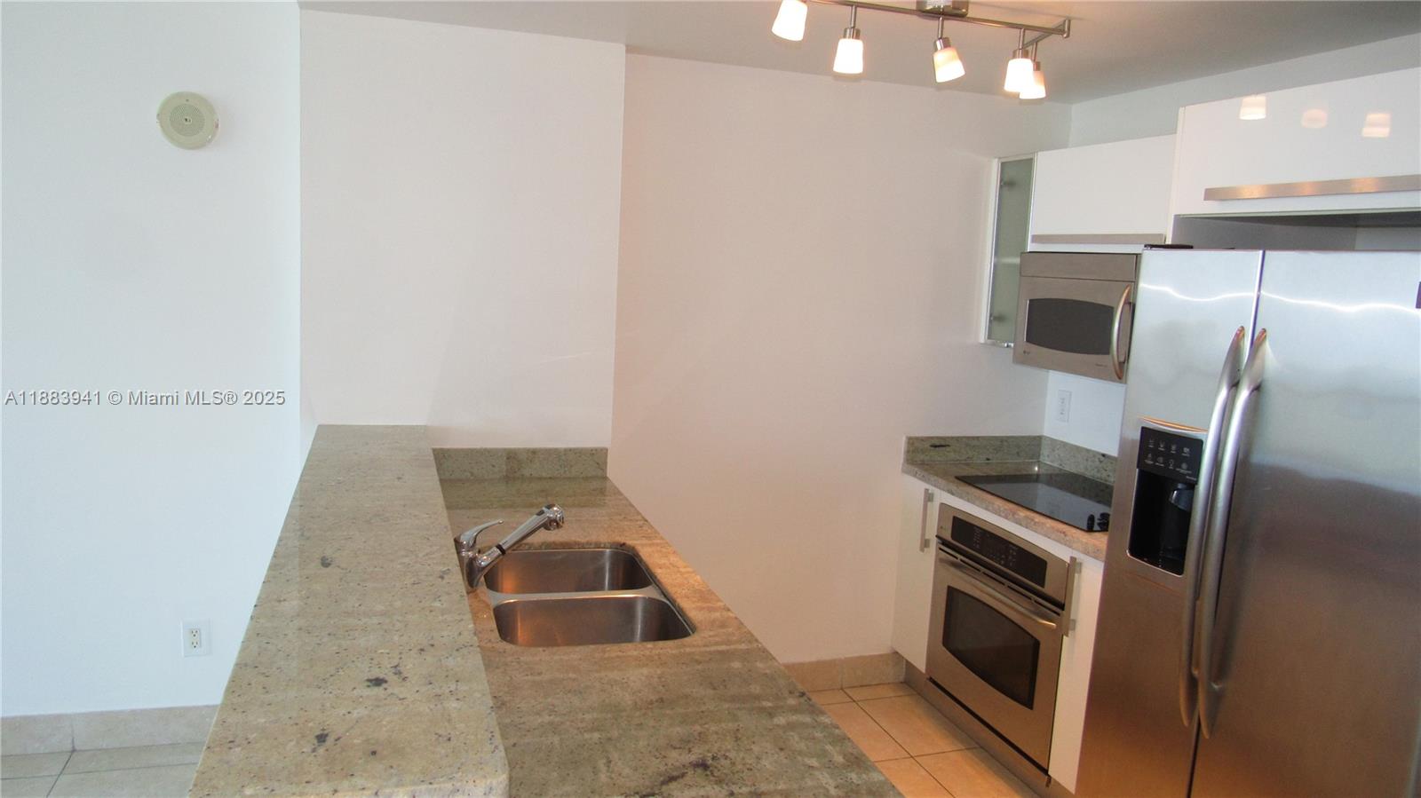 Property photo # 4