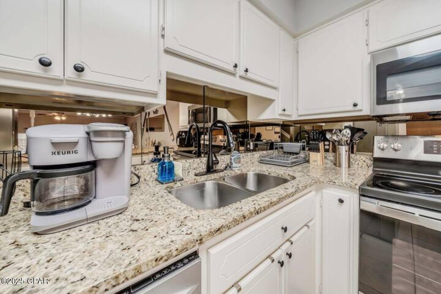 Image 6 For 4123 Cobia Street