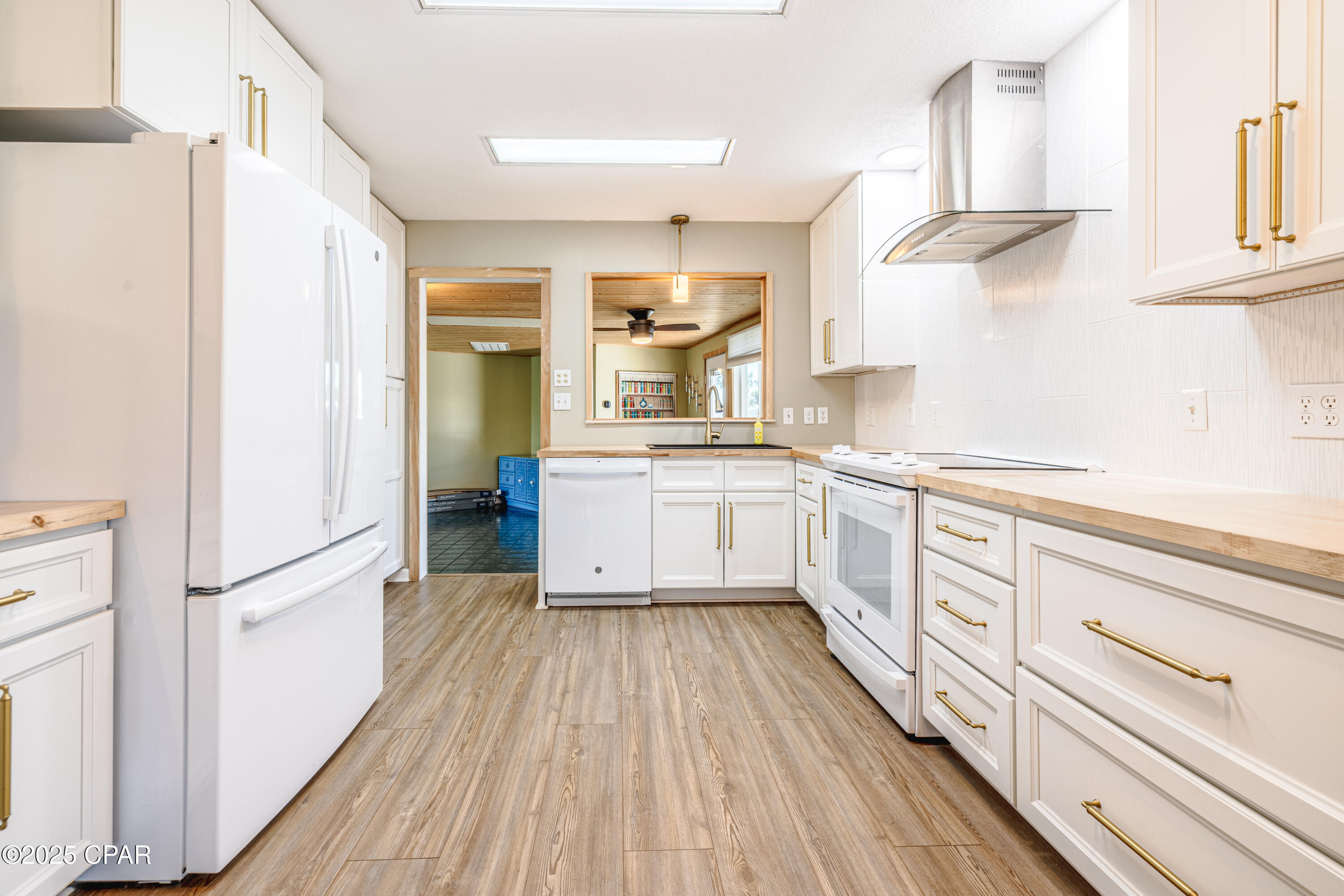 Ybvjs2qdrgf5j_zsourwrzekqubexrwter9lmvzt2hc