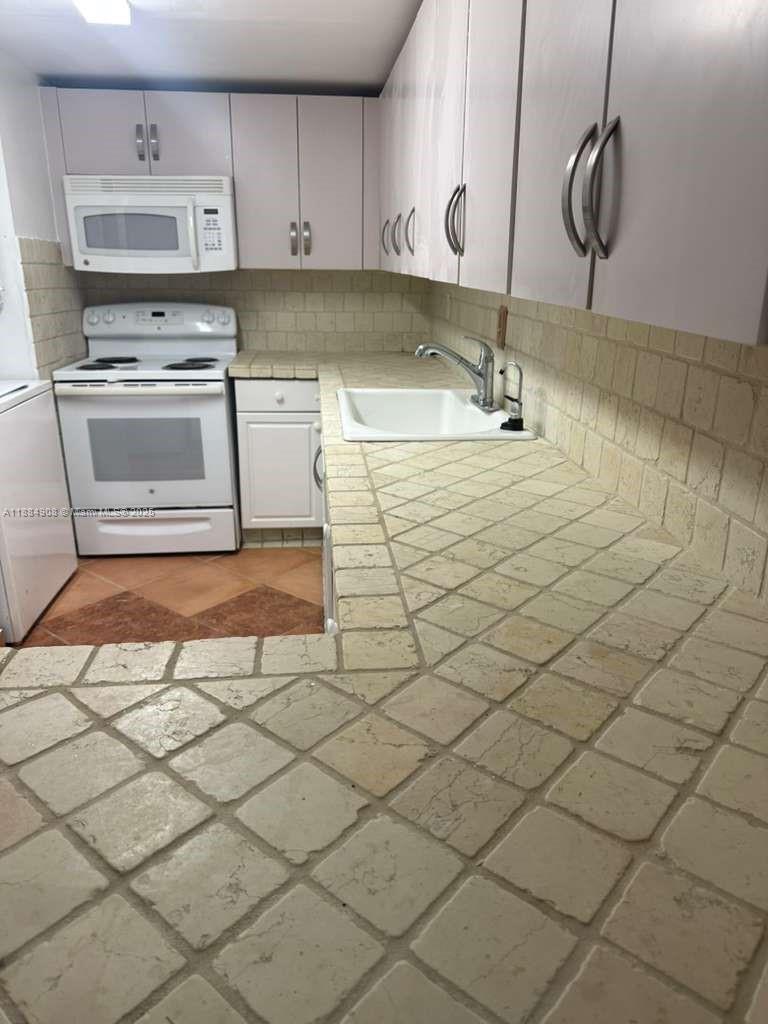 Property photo # 7