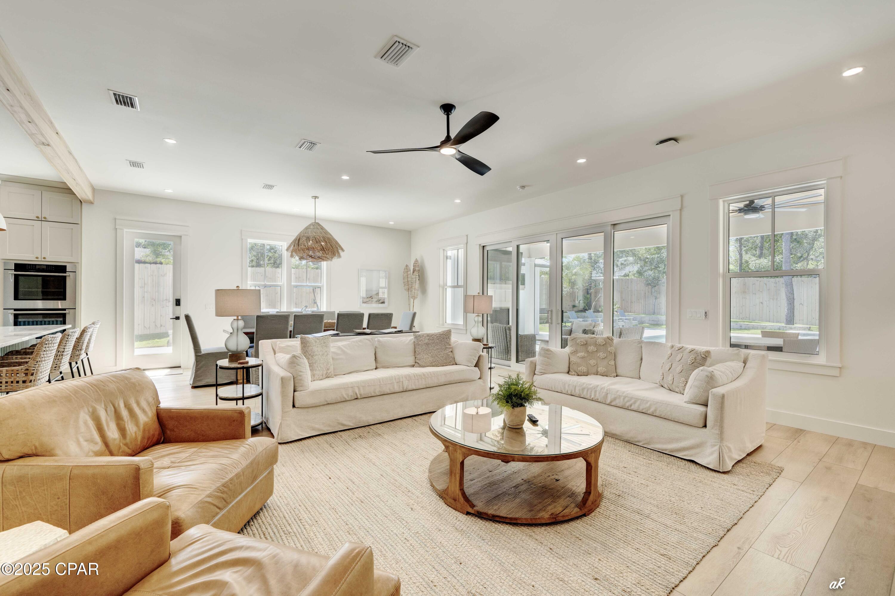 Reggrbzc0d_wvcbuk1uaj2dnaitm194vkvhnxcgdgqq