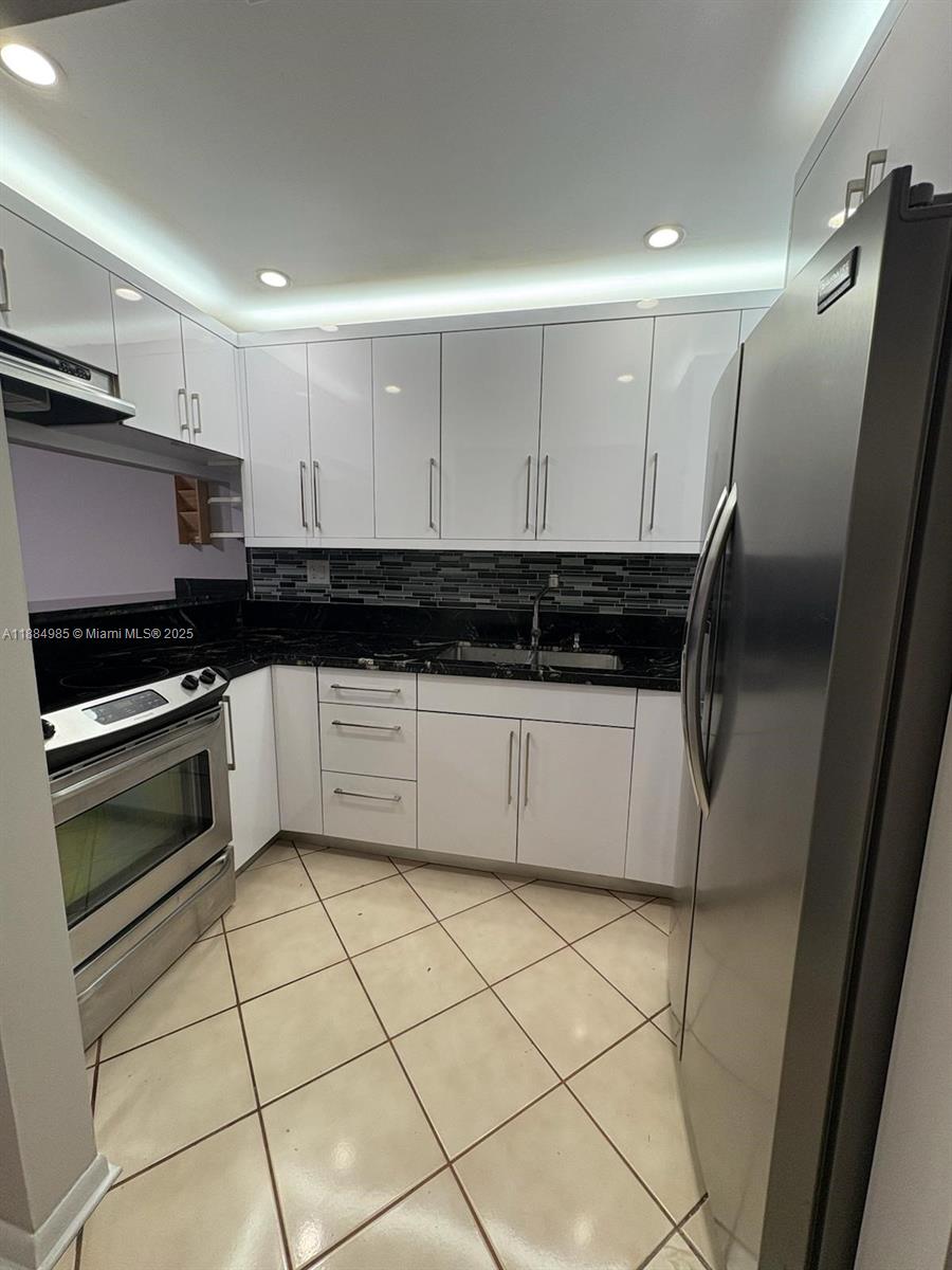 Property photo # 6
