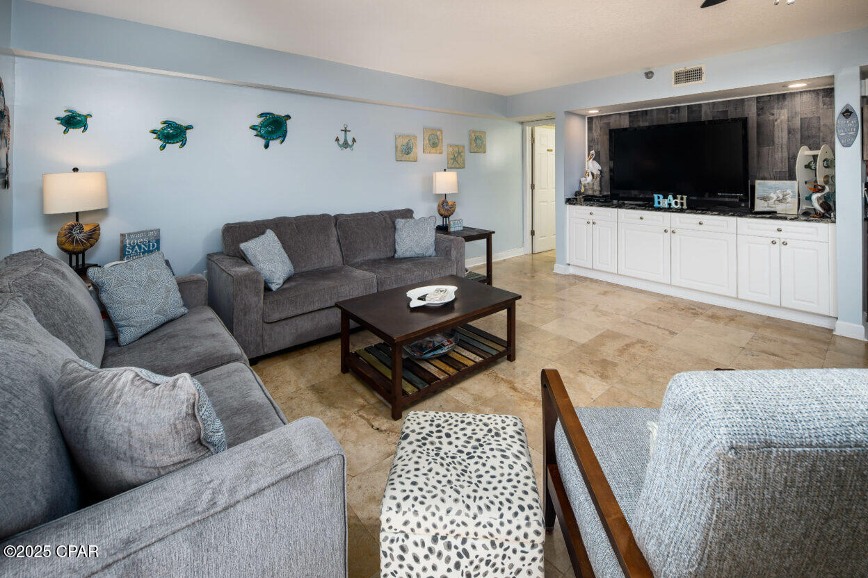 Image 8 For 660 Nautilus Court 1103