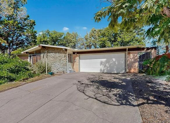 11501 GOLDEN GATE Avenue NE