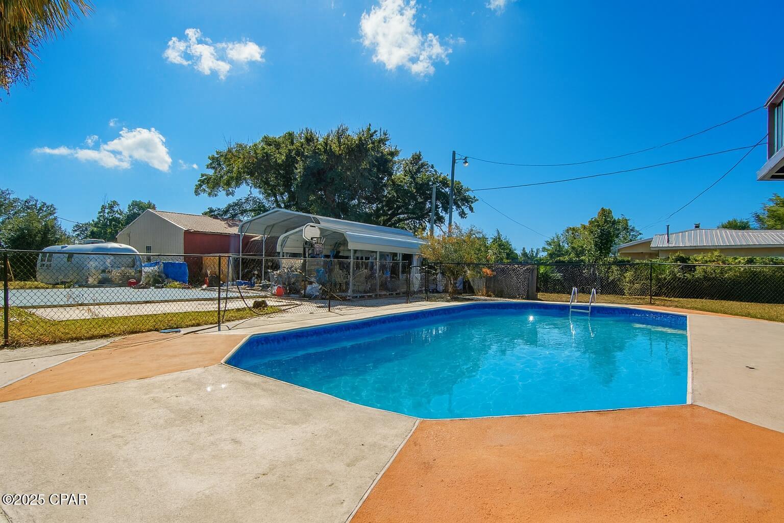 Image 23 For 816 Transmitter Road