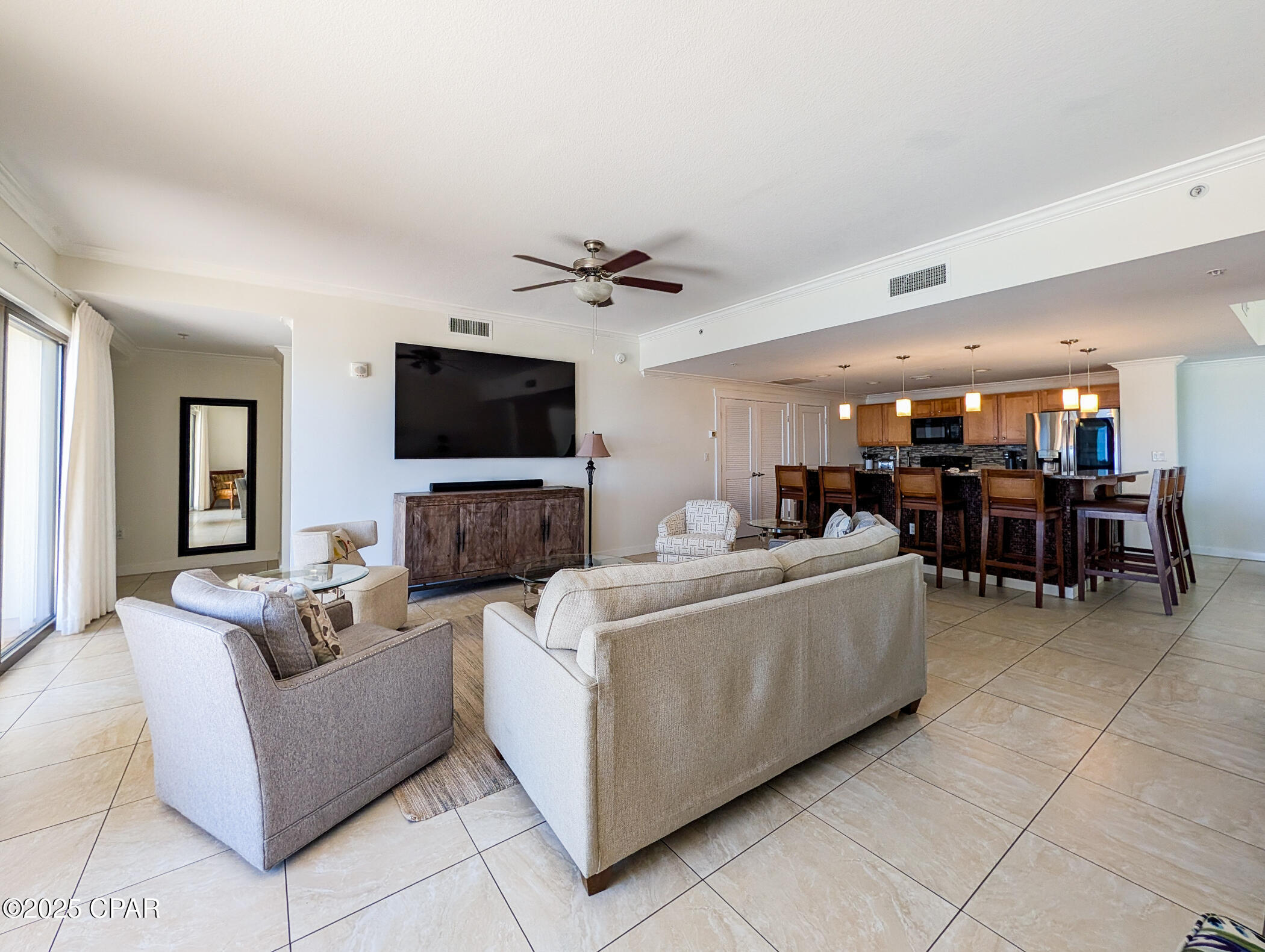 Iz1 Kcbs59zugfn5zl2 Usddawuuc4ucc42wfjz9a70