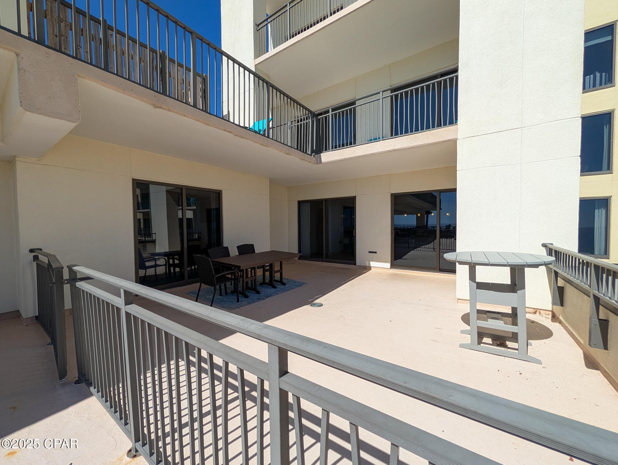 Q35vv7i6lz_g5buueflhfvyuaaefleymg8cvmdr Tve