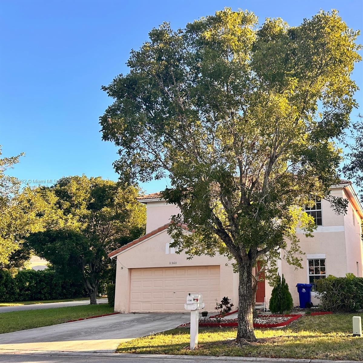 Property photo # 3