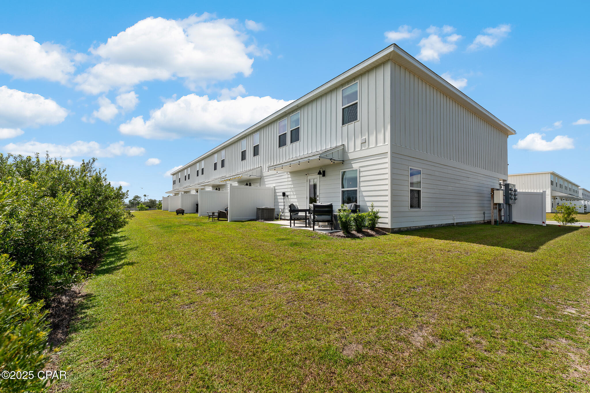 Fayb09jpcvacwg1xb4tprf6kkywdfiueqje4zv_u1oq