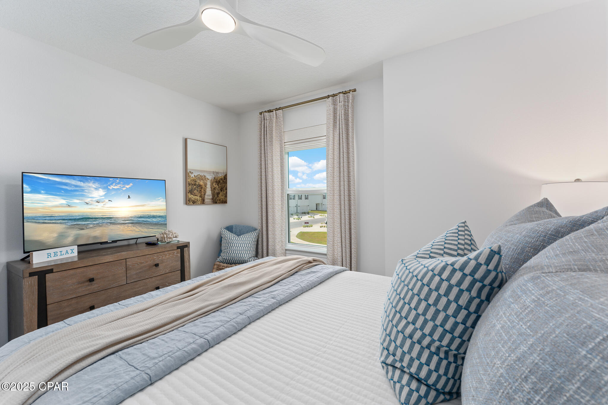 Fyde1suwnlam3bhff61zfzzu8wnr Ec8zwwbgbo1lg4