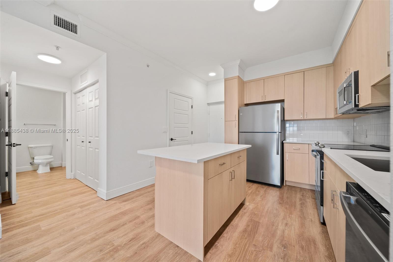 Property photo # 8