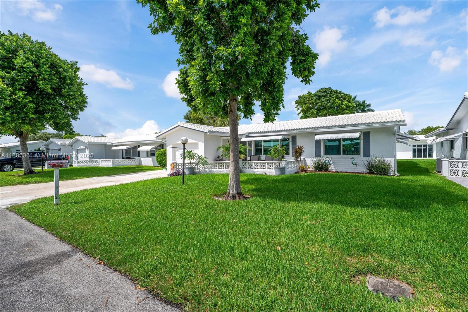 Lauderdale West 2 Sec