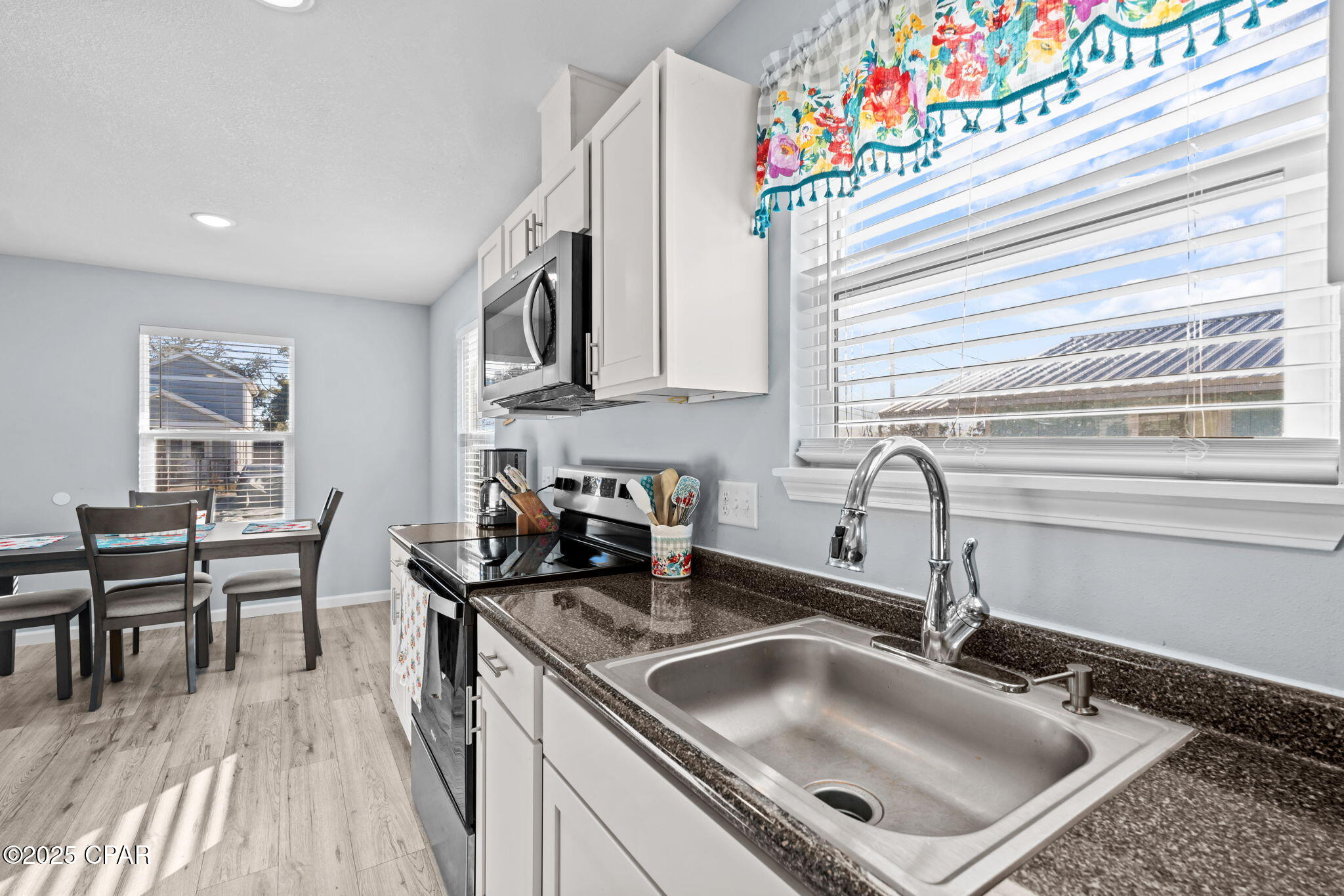 5jarwrevwklufsvdflunp5oxgz25w5myxbswlj8q9t4