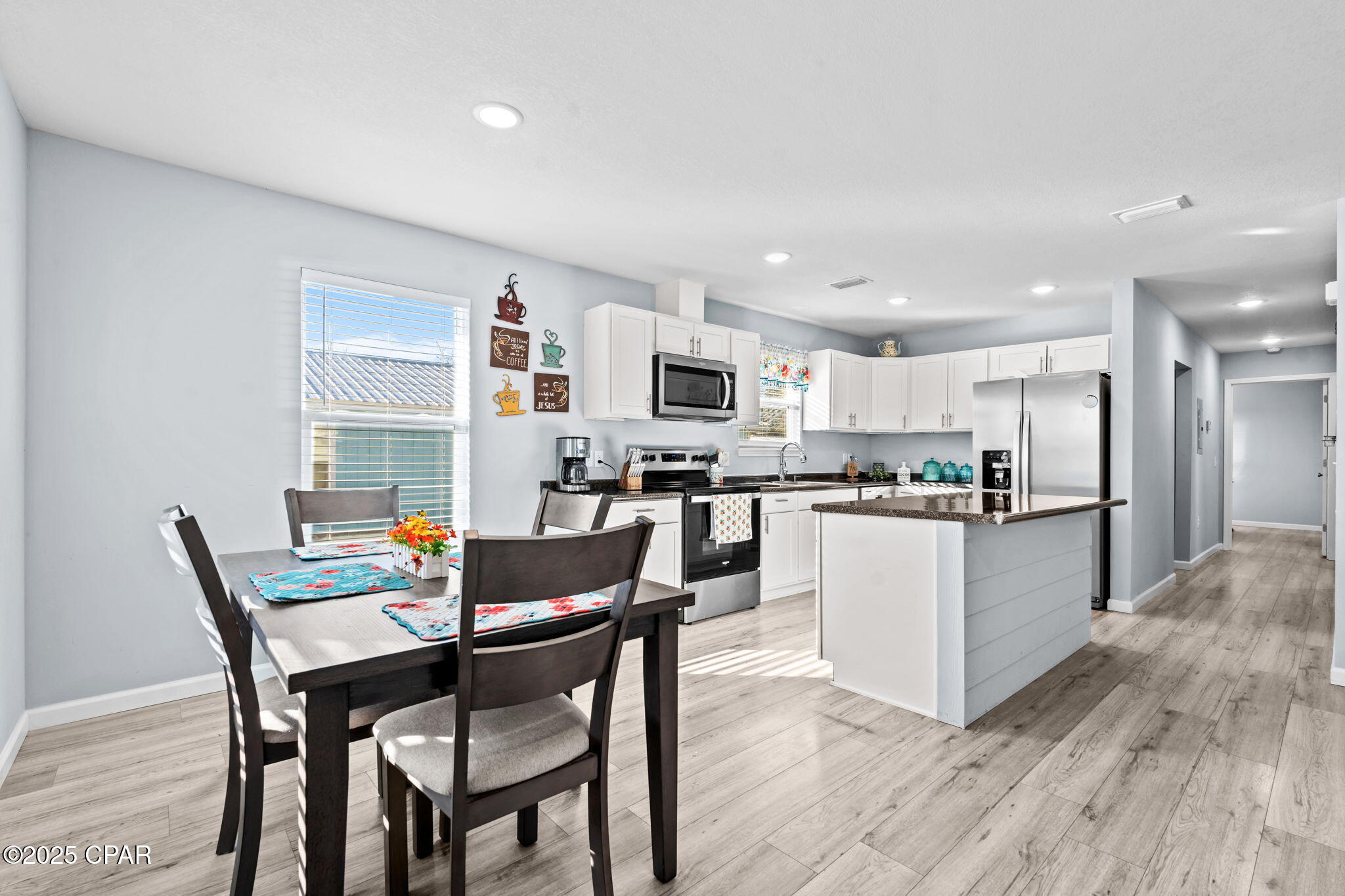 S2hdbth2jaurug6hxre1zyy9ry Mpxb4z2tbdn8qabs