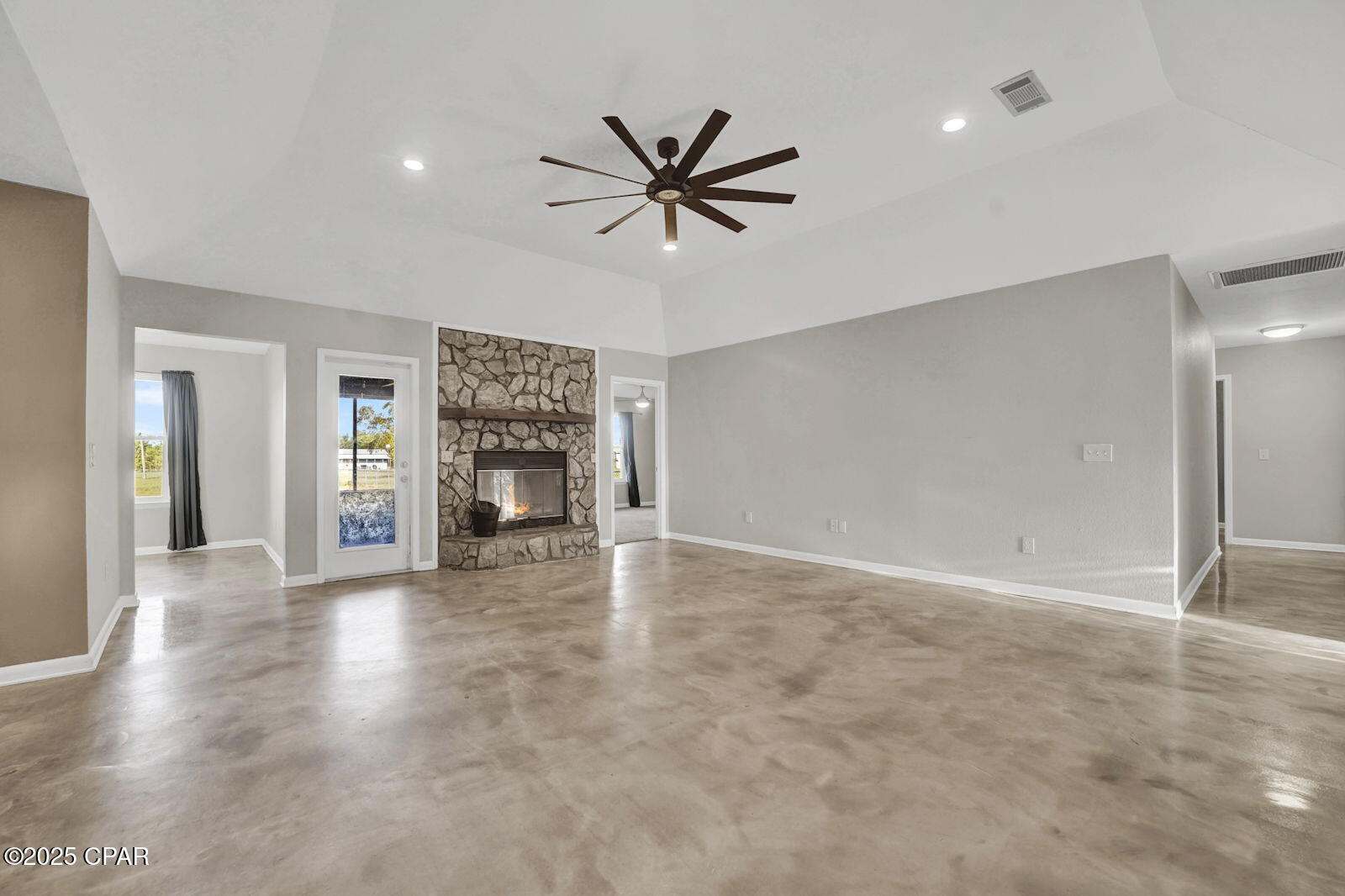 Image 7 For 4717 Star Avenue