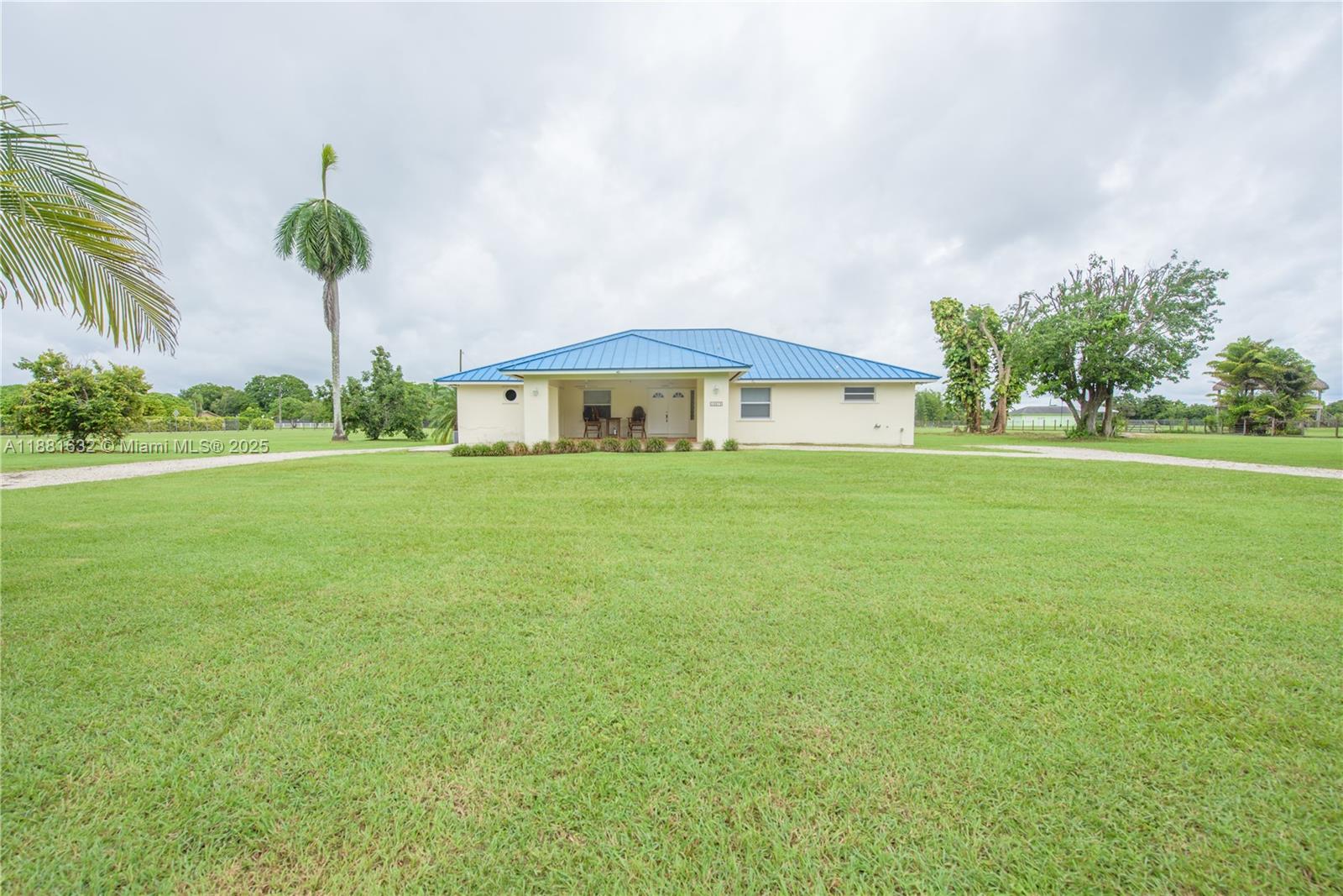 Property photo # 0