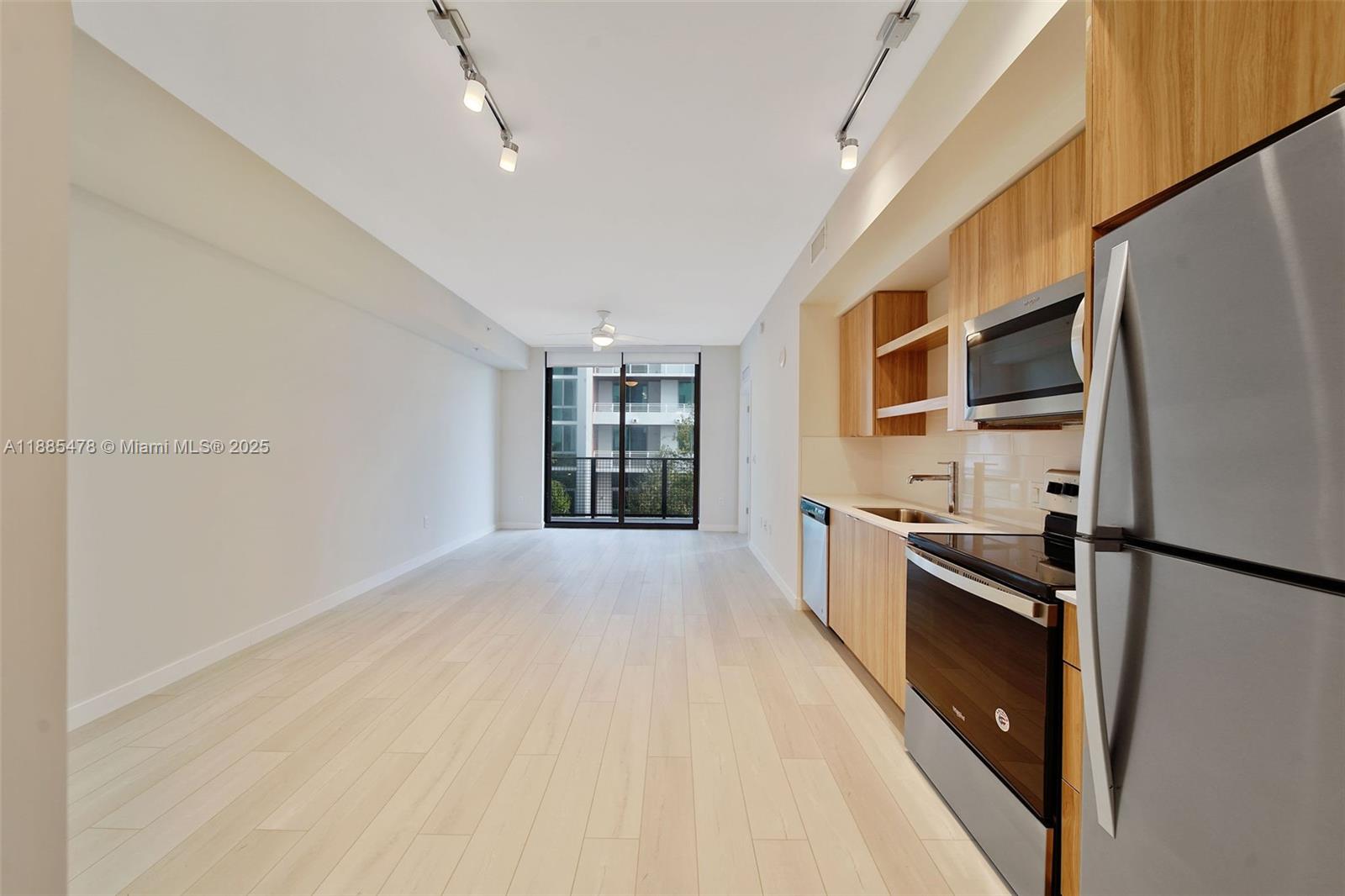 Property photo # 9