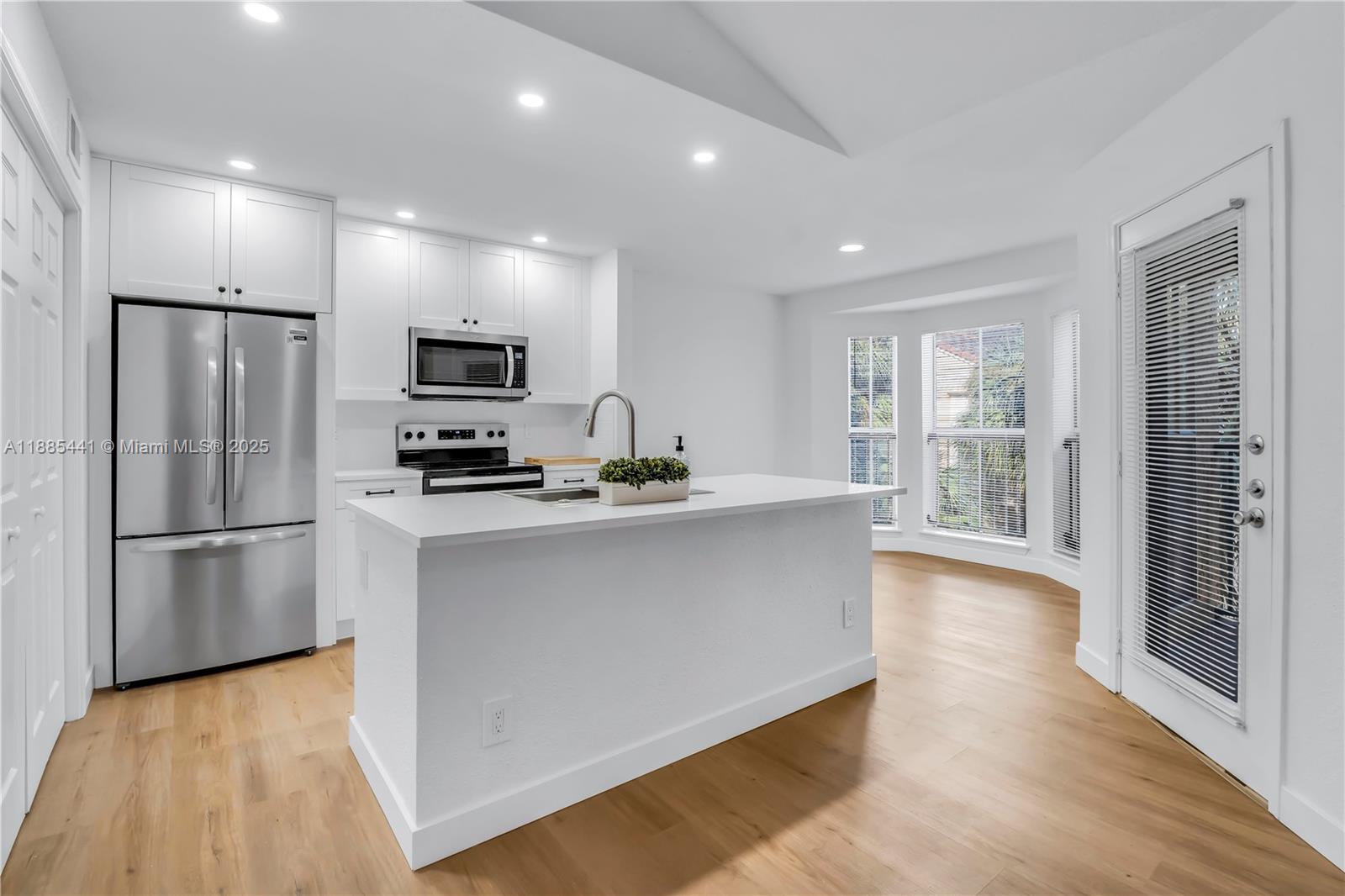Property photo # 0