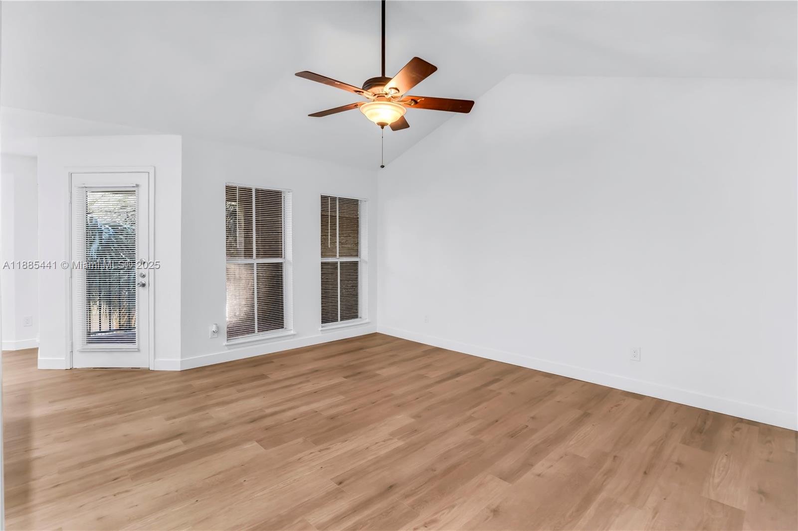 Property photo # 8