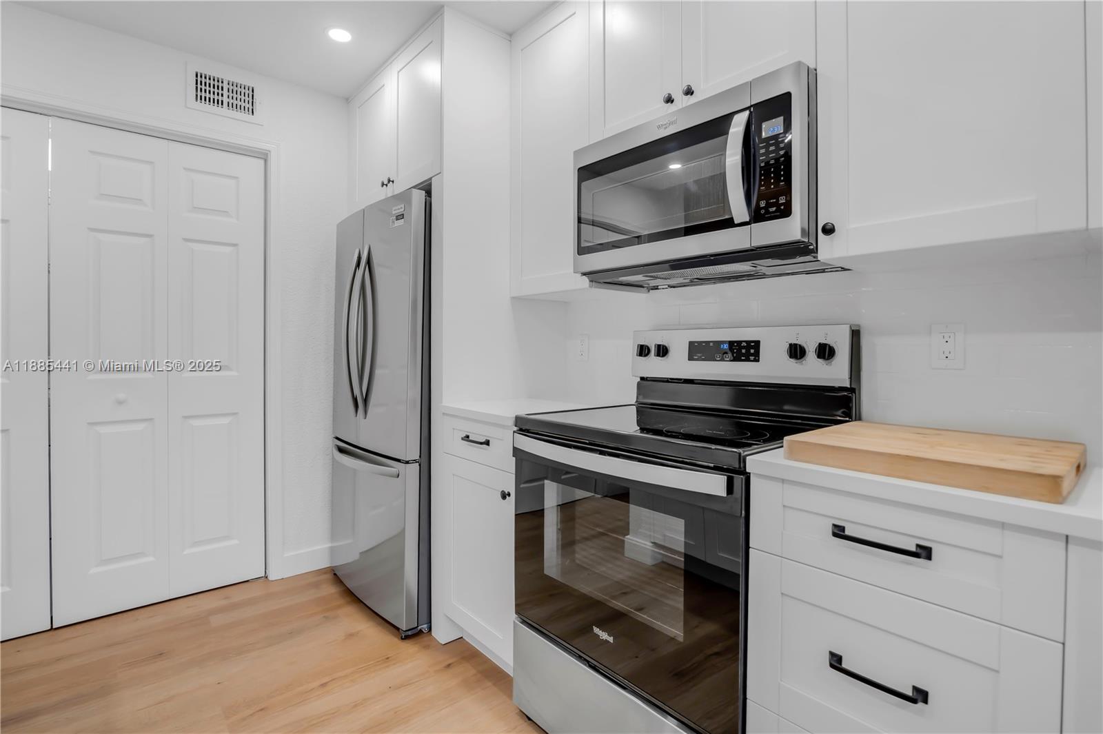 Property photo # 9
