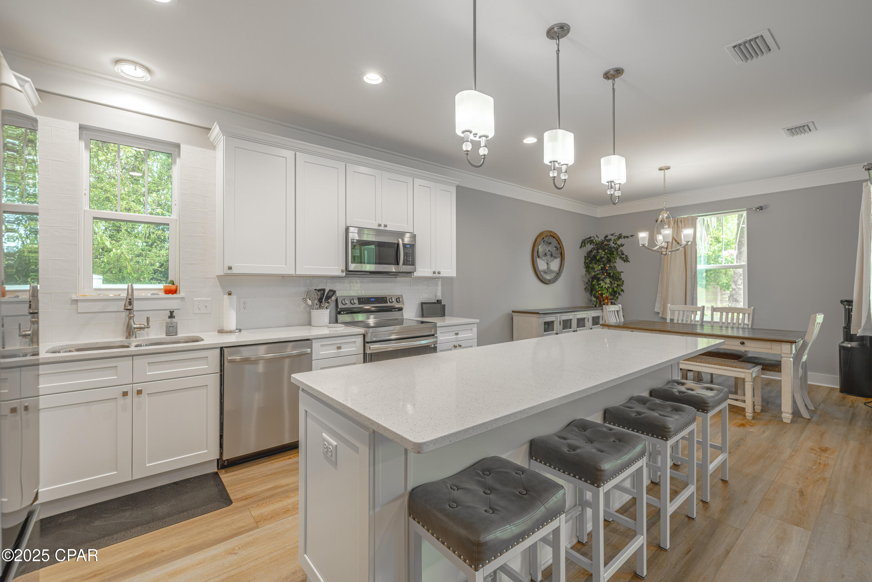 Image 12 For 99 Dogwood Street